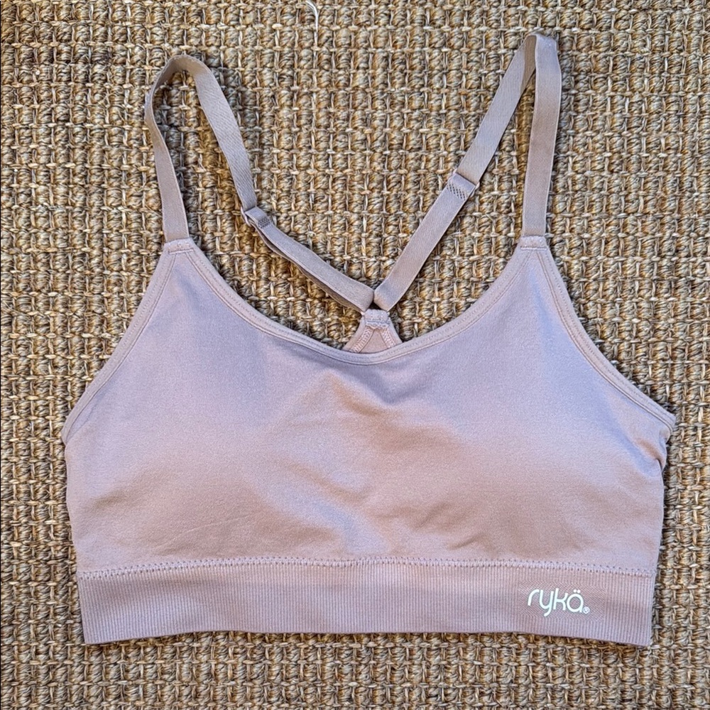 NWOT Ryka Racerback Sports Bra Pink Medium